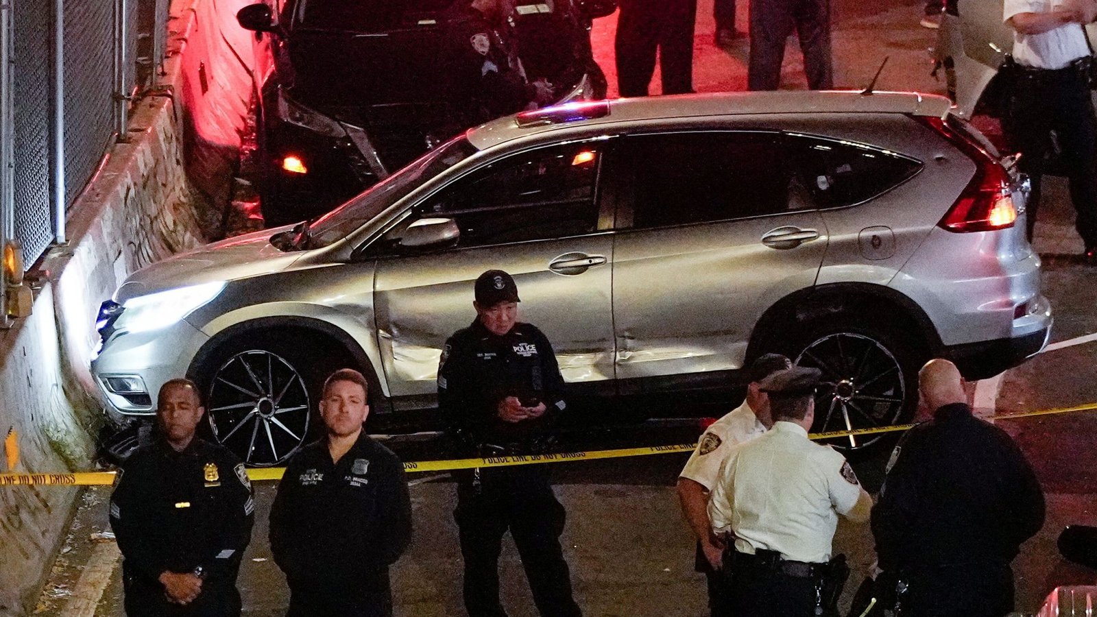 ICE agent shoots man in New York City with five-year-old in car