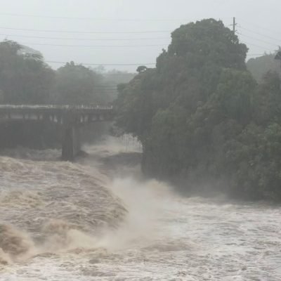 Hurricane Lala lashes Hawaii with ‘enormous storm’
